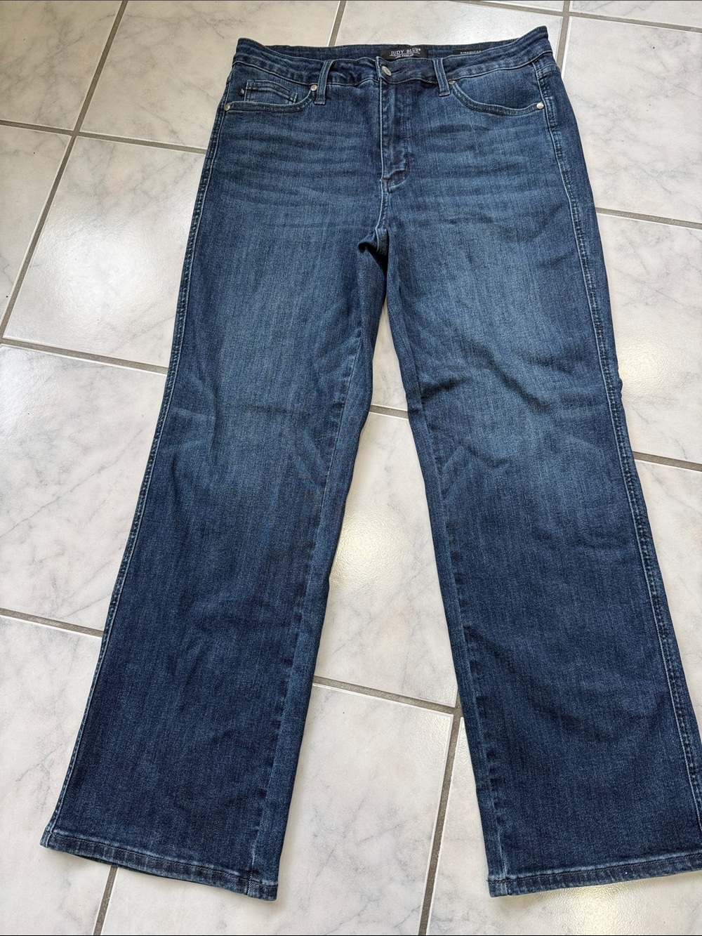 Judy Blue Women’s Straight Leg Jeans - Dark Blue Wash